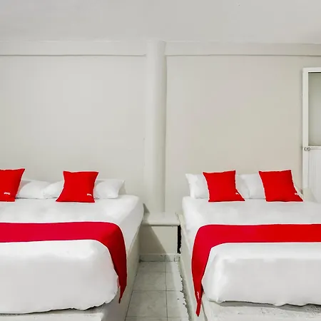 Oyo Hotel Jaguar Cancun Exterior photo